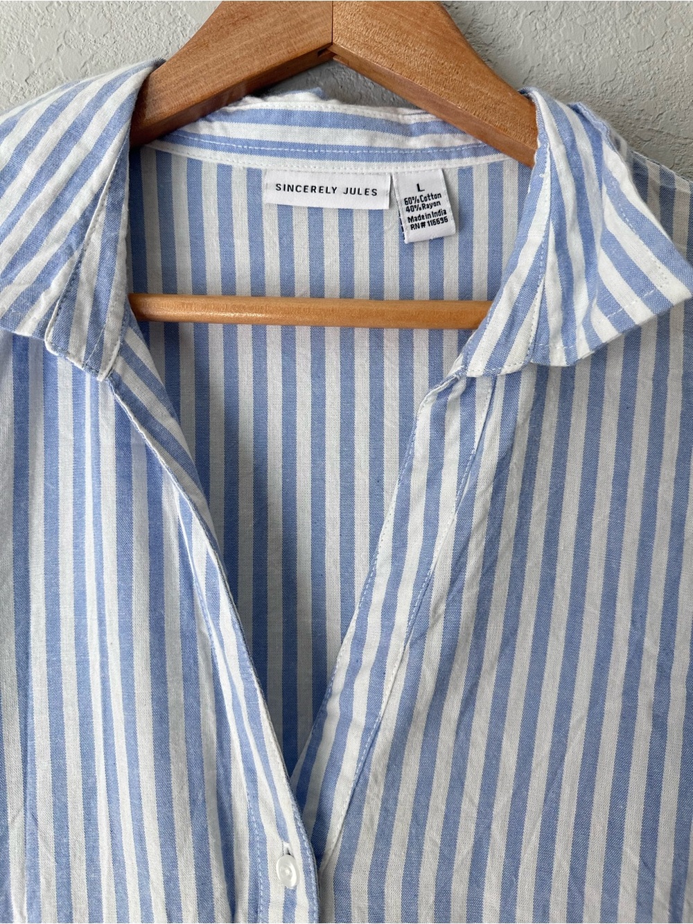 Shirt Subcategory Identification - Picture 2 of 4